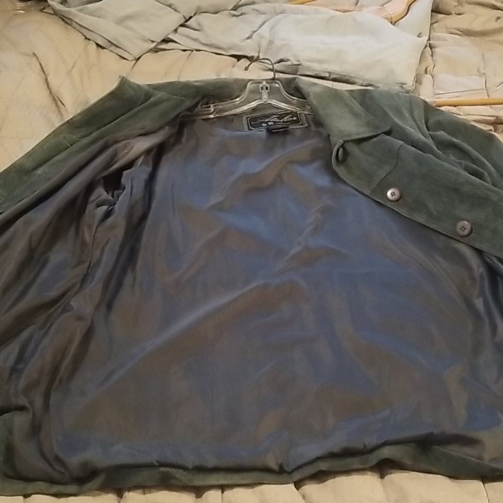 Blue leather jacket - Picture 6 of 7